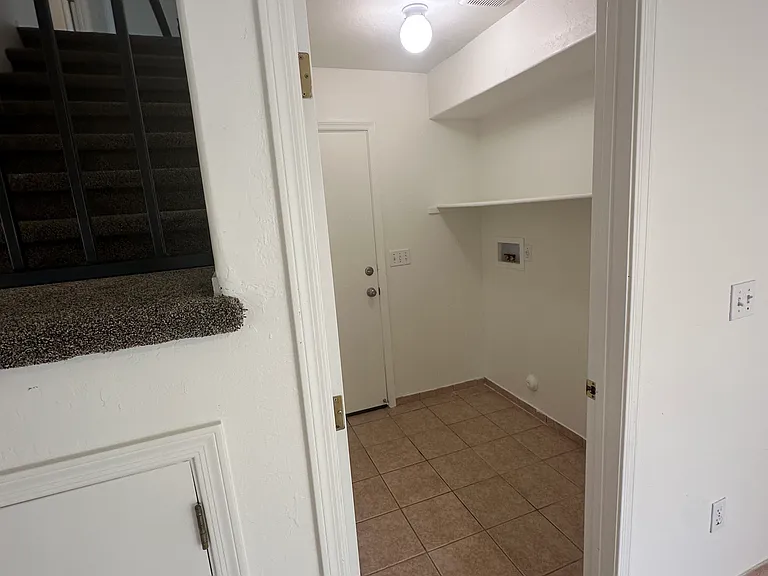 7512 E Navarro Ave — Photo 17