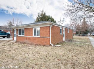 4902 Clippert St, Dearborn Heights, MI 48125