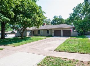 5711 W 84th Ter, Overland Park, KS 66207