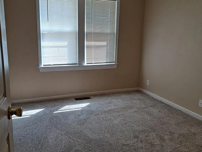 410 N Cedar St #416 — Photo 4