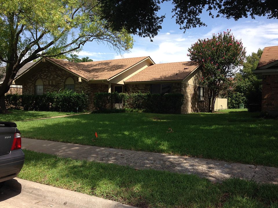 1st image of 2405 Emerson Dr