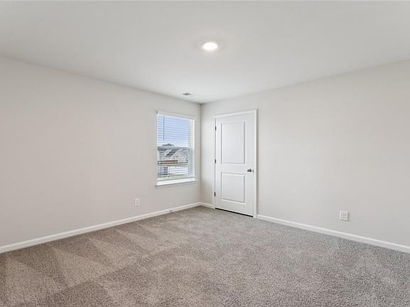 4th image of 301 Sailors Way