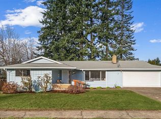 26104 SE 426th St, Enumclaw, WA 98022