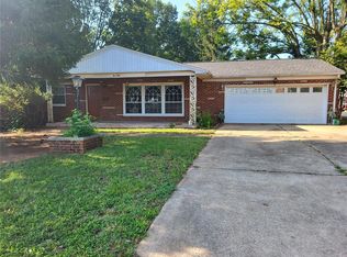530 Memorial Pl, Farmington, MO