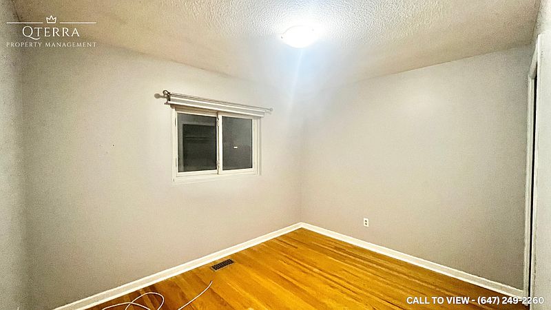 Brampton House for rent - 3 Bedrooms — photo 4