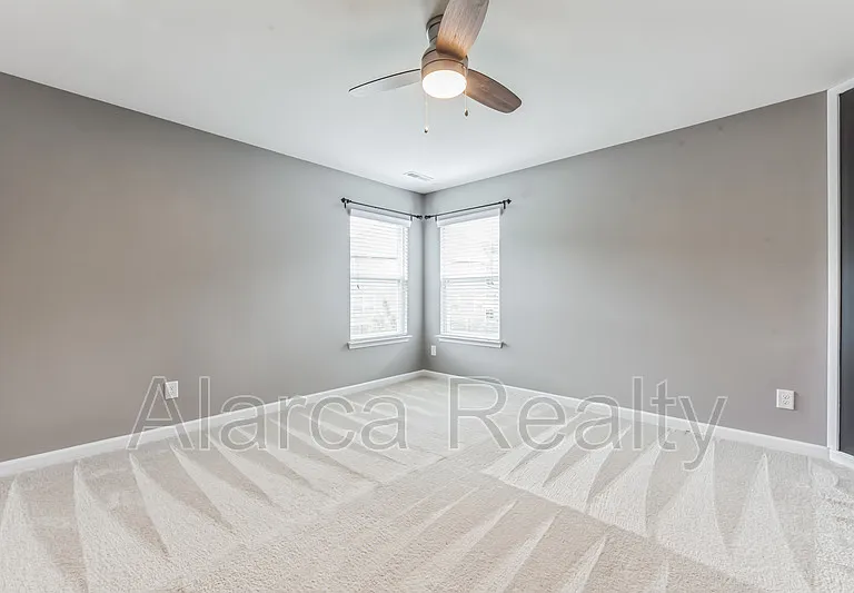 7419 Canova Ln — Photo 16