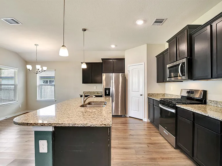 1006 Fannin St — Photo 16