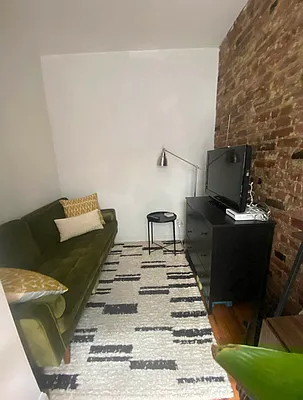Rented by Corcoran | media 6