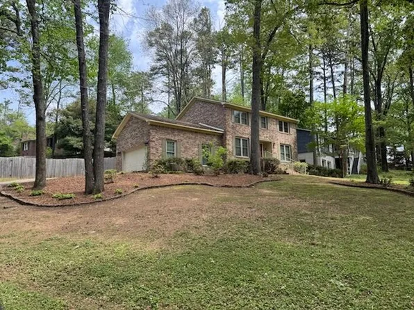 295 Becky Dr, Meridianville, AL 35759