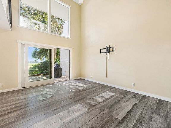 5th image of 3063 Sea Marsh Rd