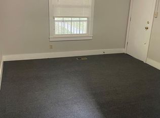 1614 SW College Ave, Topeka, KS 66604