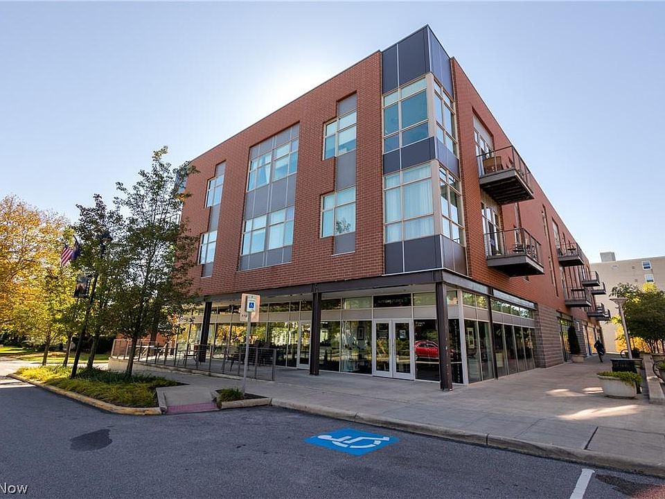 1st image of 65 E College St APT 201