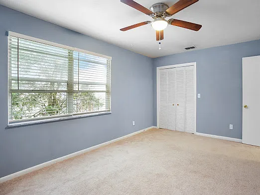 371 Ahern St — Photo 9