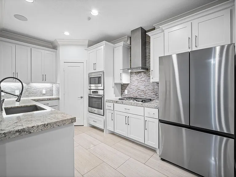 13412 Preston Cliff Ct — Photo 13