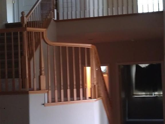 3rd image of 8815 Ardith Dr