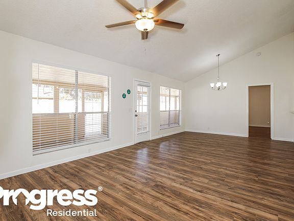 3rd image of 7218 W Laurel Ln