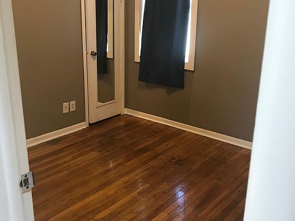 3rd image of 711 Orville Ave