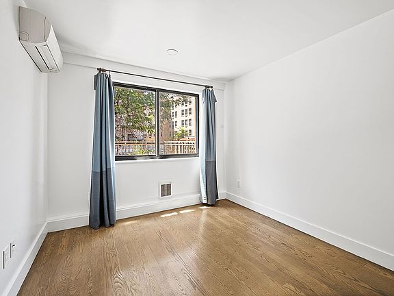 4th image of 268 Bay Ridge Ave #2E