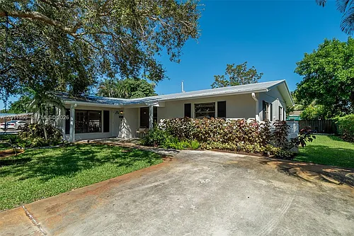 712 Tradewind Dr Photo 1