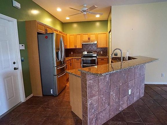 5th image of 1292 Green Oak Trl