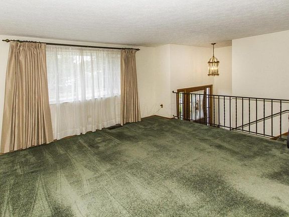 03 Living room