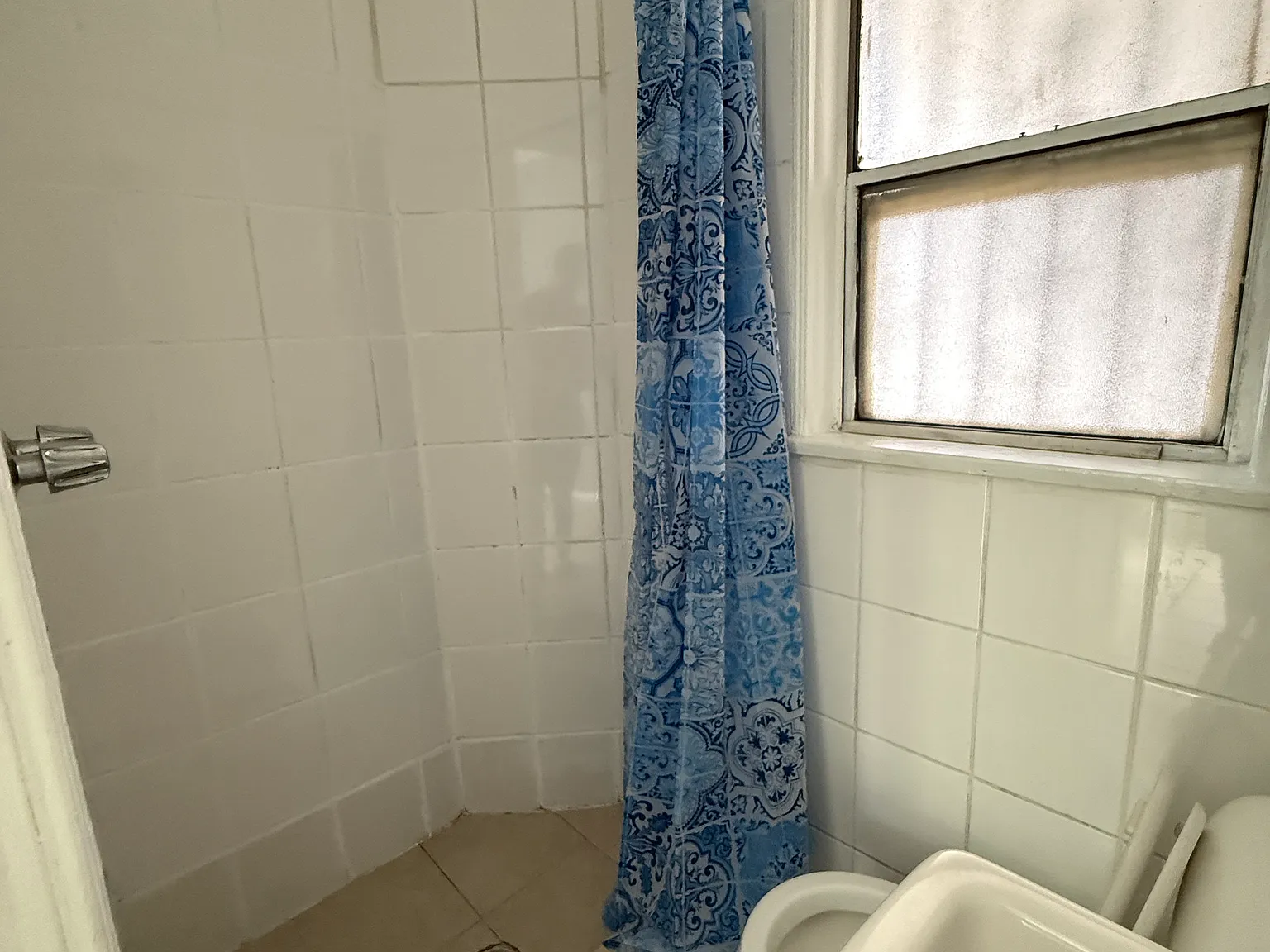 Studio, $1,250 — Photo 3