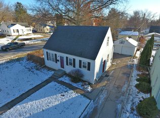 1180 E Mitchell Ave, Waterloo, IA 50702