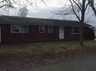 708 Elita Ln, Flatwoods, KY 41139