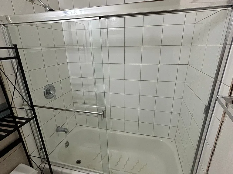 28-30 6th St #30B — Photo 4