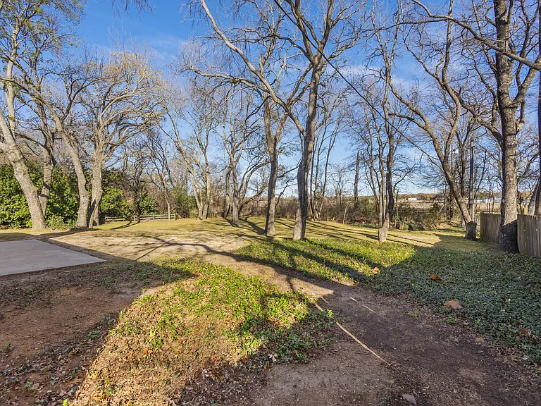 170 N Meadowbrook Dr — Photo 31