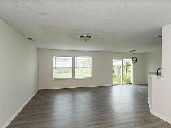 2nd image of 2620 Dawnlake Dr