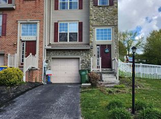 1259 Wanda Dr, Hanover, PA 17331