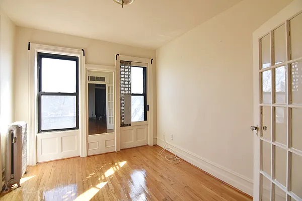 Rented by Bohemia Realty Group | media 16