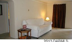 4th image of 214 Herbert St