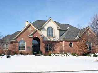 398 Gleneagles, Highland, MI 48357