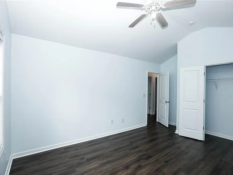 438 Privet Cir — Photo 35