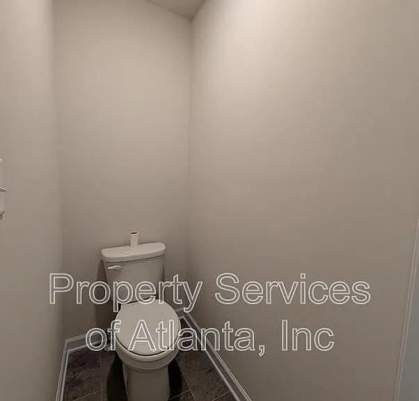 1354 Willow Brook Cir — Photo 16
