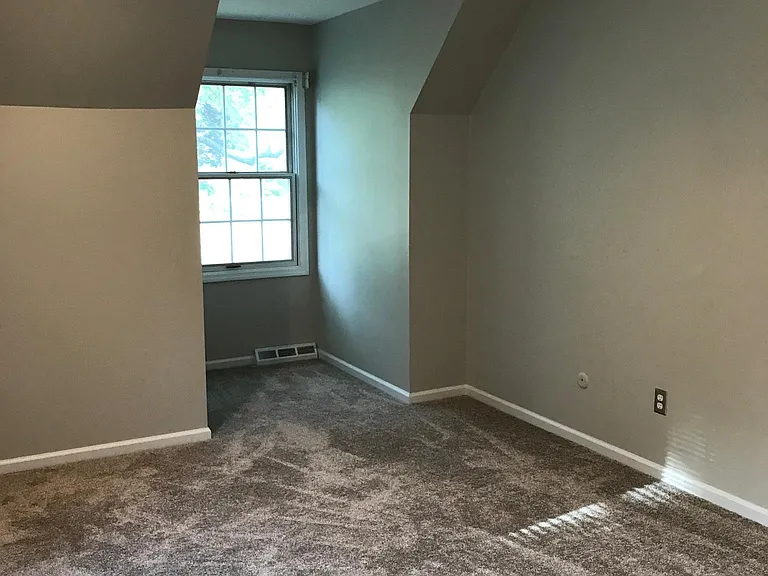 1595 Hamilton Ct — Photo 19