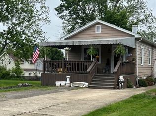 724 8th St, Struthers, OH 44471