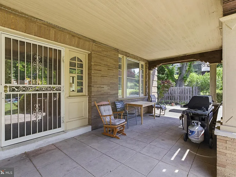 5939 Drexel Rd #1 — Photo 16