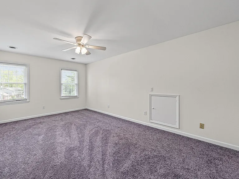 132 Windsor Dr — Photo 27