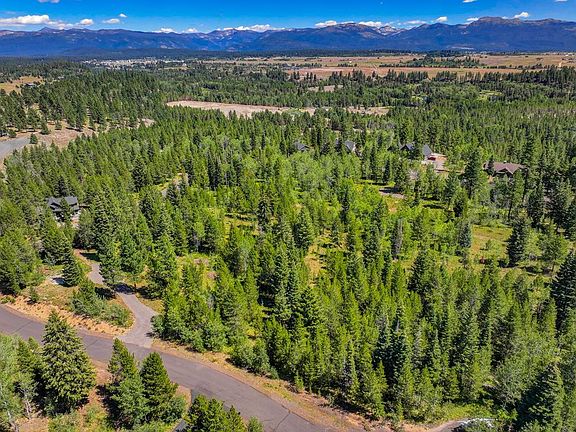 3rd image of 8 Haymaker Rd