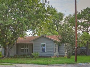 424 Norwood Dr, Hurst, TX 76053