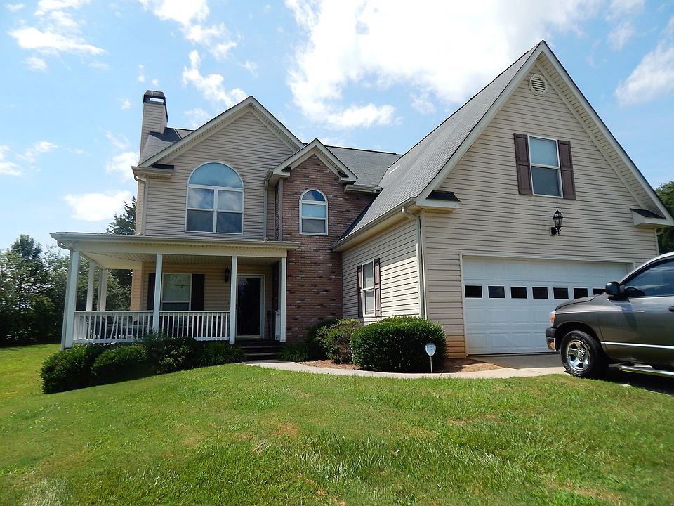 1st image of 204 Mallard Pond Cir
