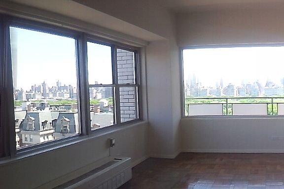2nd image of 15 W 72nd St APT 23E