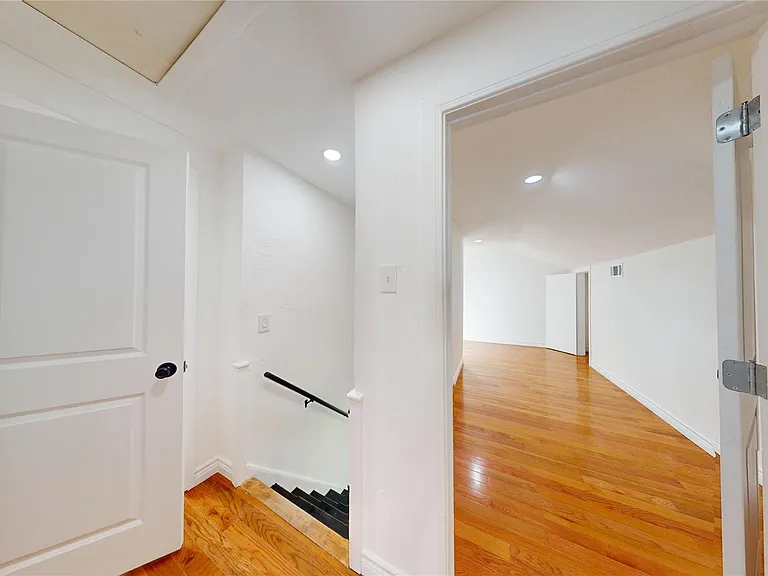 3830 Cosby St — Photo 15