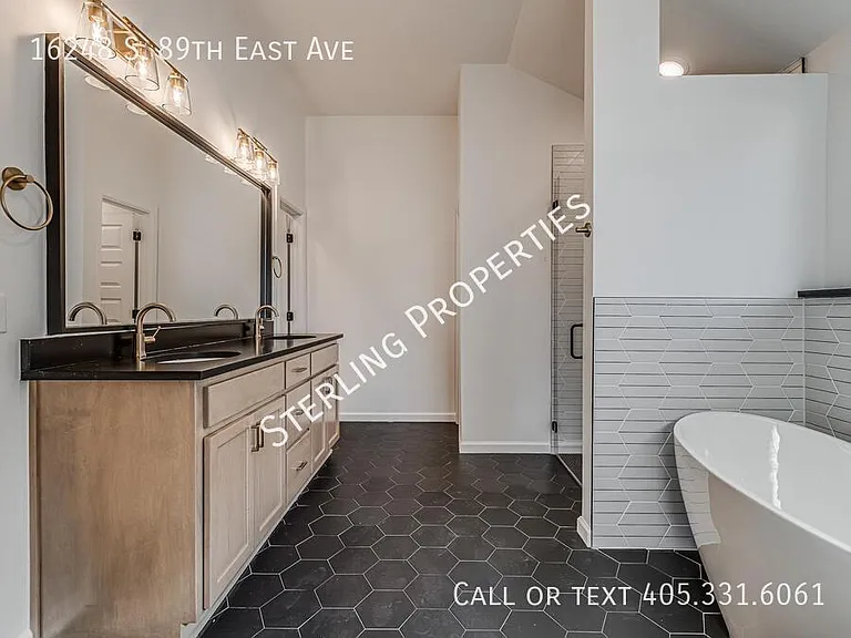 16248 S 89th East Ave — Photo 29