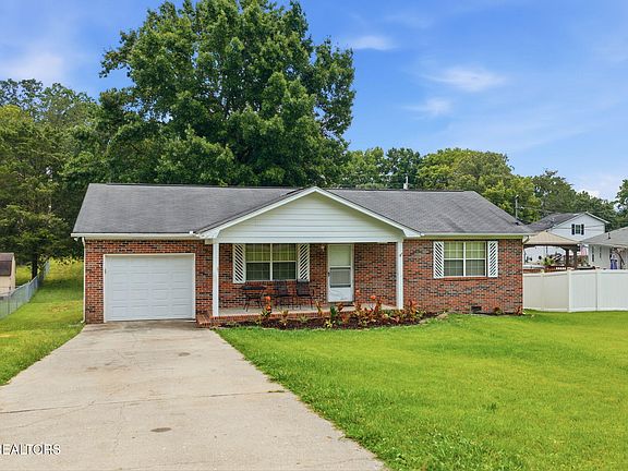 2nd image of 101 Decoy Ln