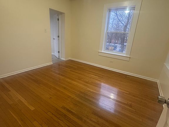 3rd image of 7316 S Dorchester Ave #2