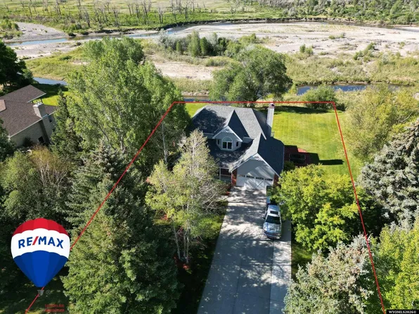 3215 Riverside Dr, Riverton, WY 82501